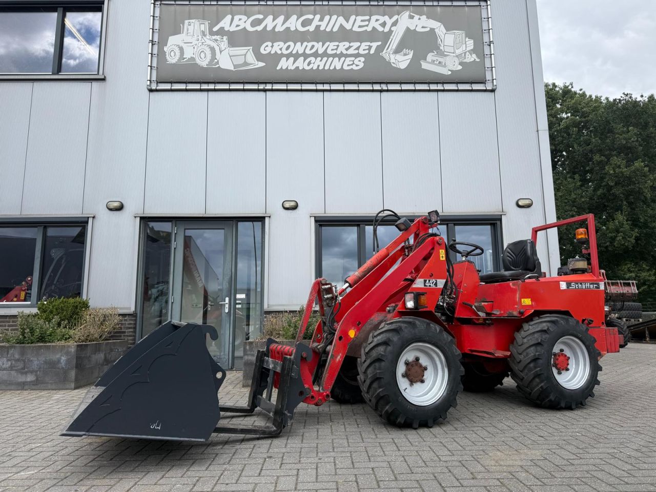 Schaffer 442 45pk 4cil Minishovel Kniklader