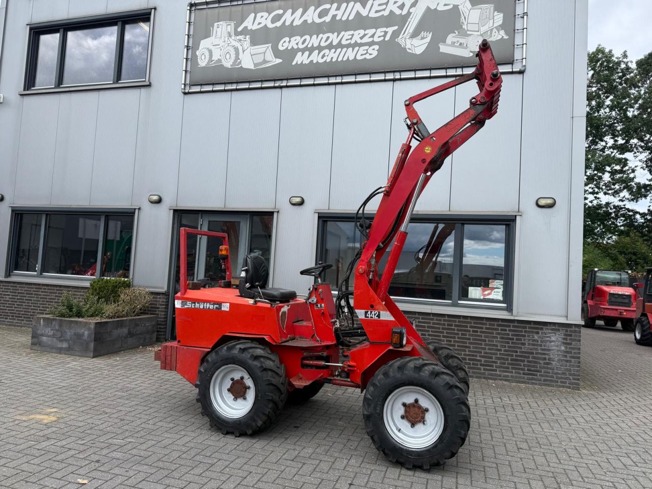 Schaffer 442 45pk 4cil Minishovel Kniklader