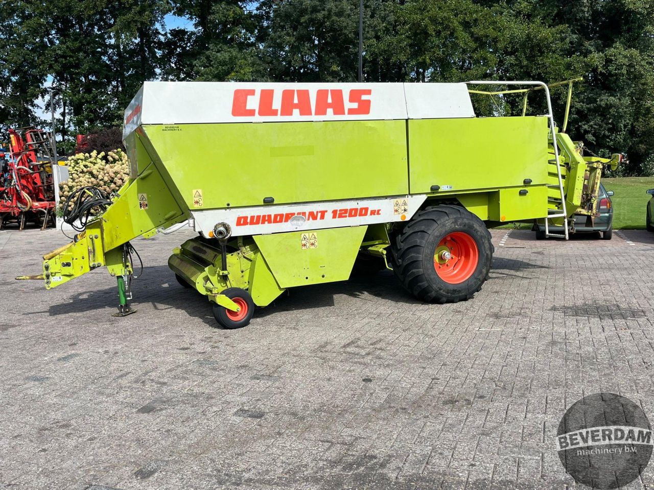 Claas Quadrant 1200 rc