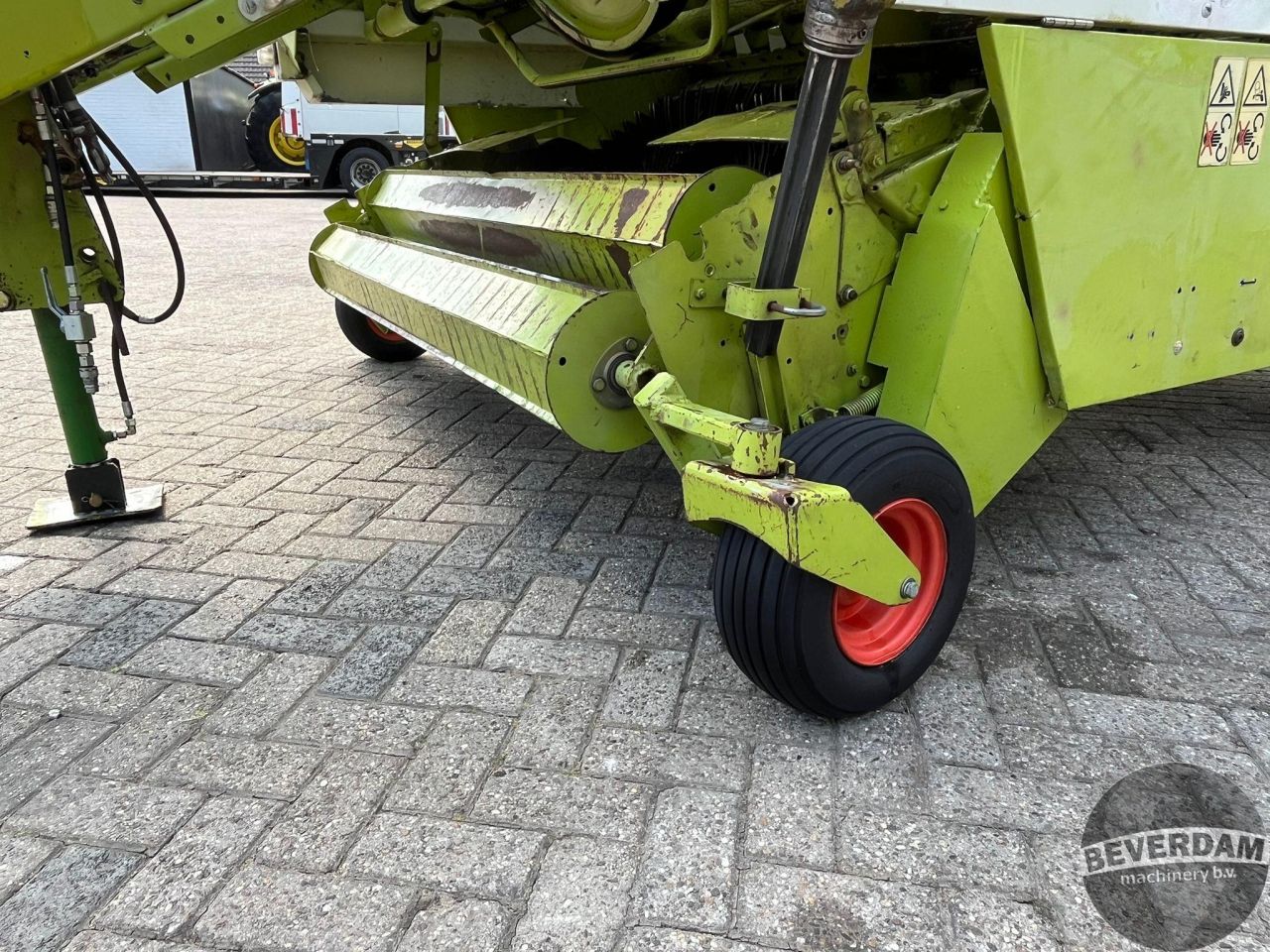 Claas Quadrant 1200 rc