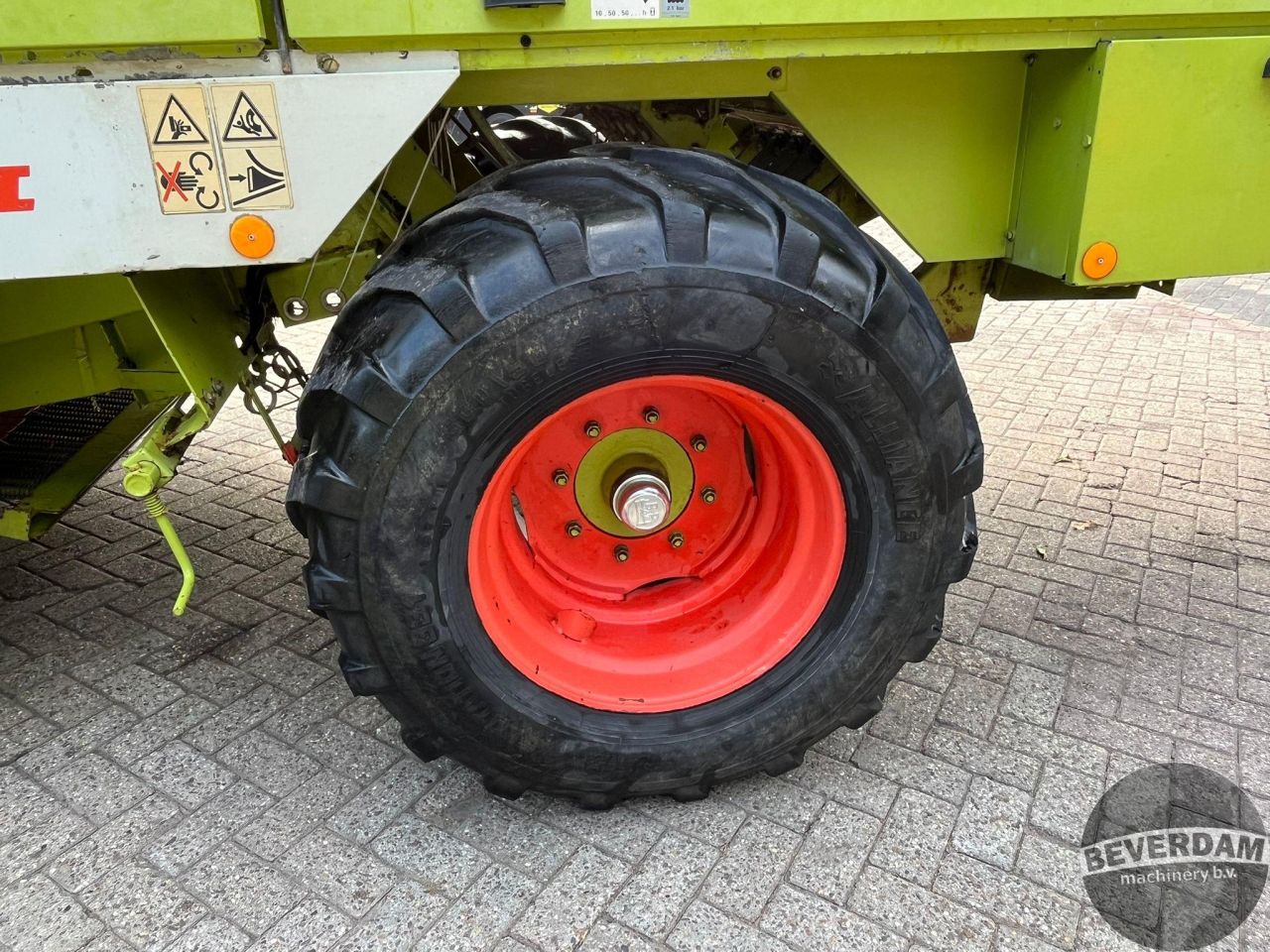 Claas Quadrant 1200 rc