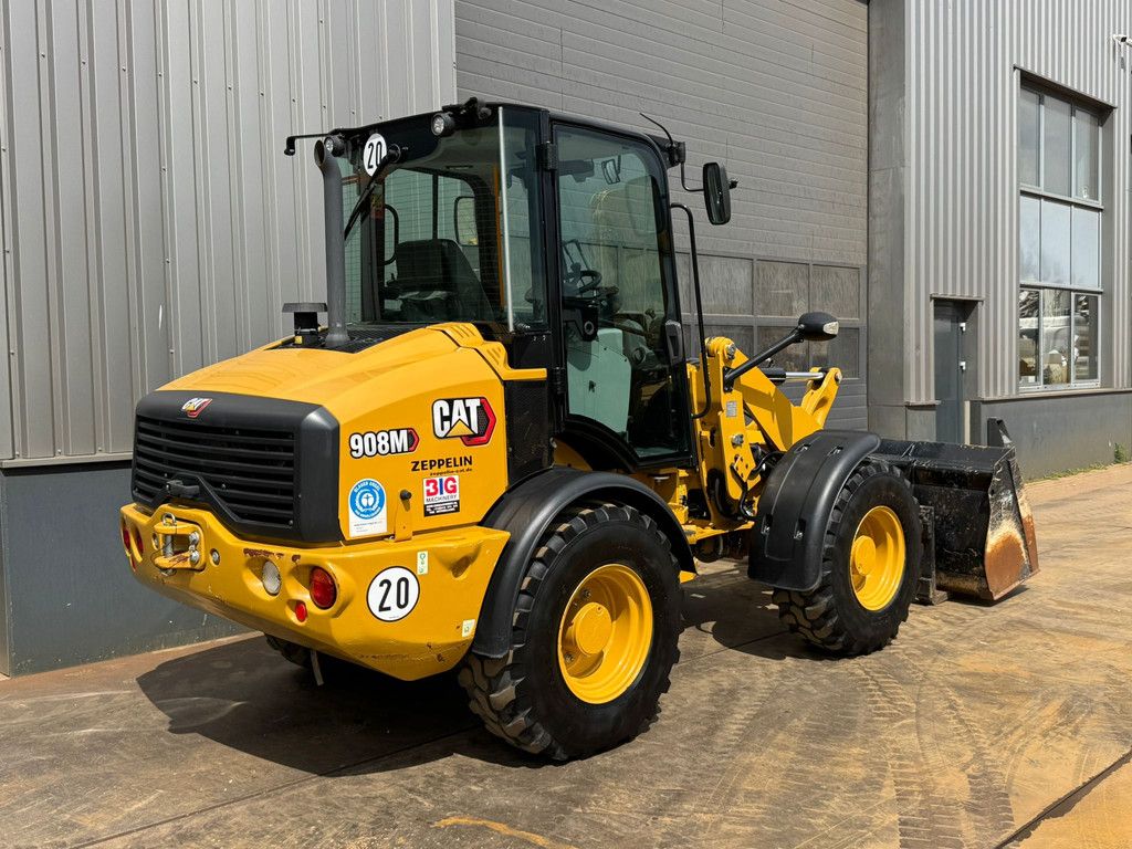 Caterpillar 908M