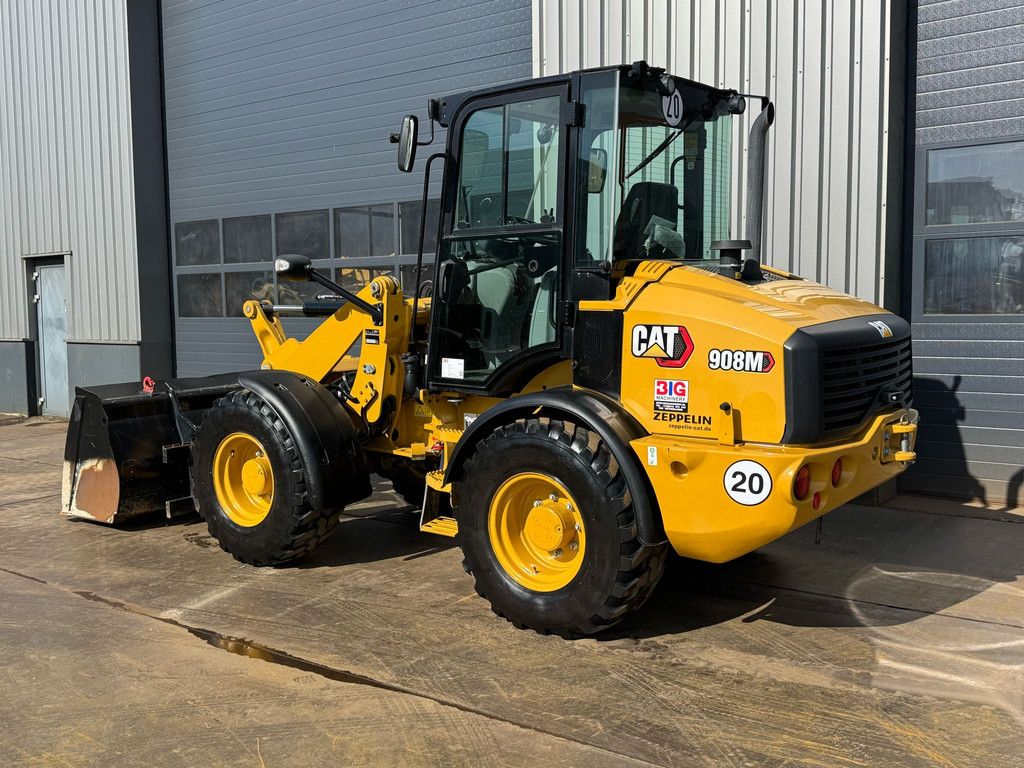 Caterpillar 908M