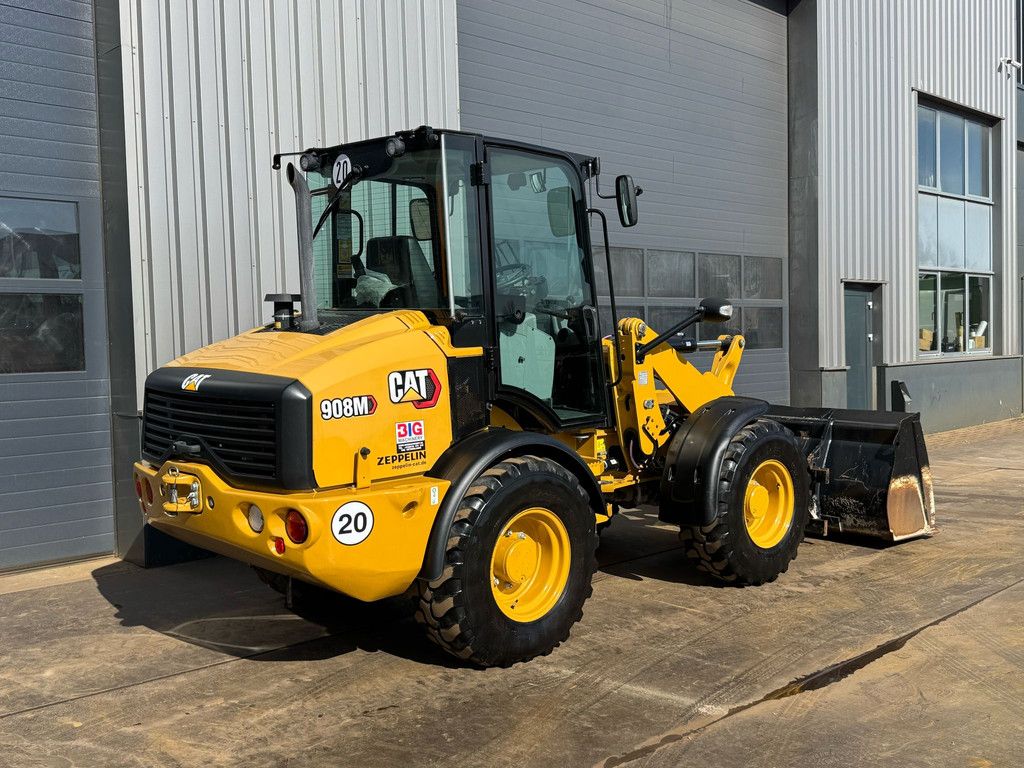 Caterpillar 908M