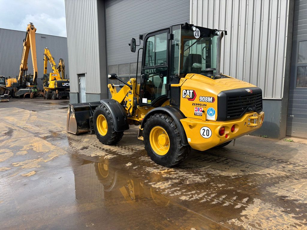 Caterpillar 908M