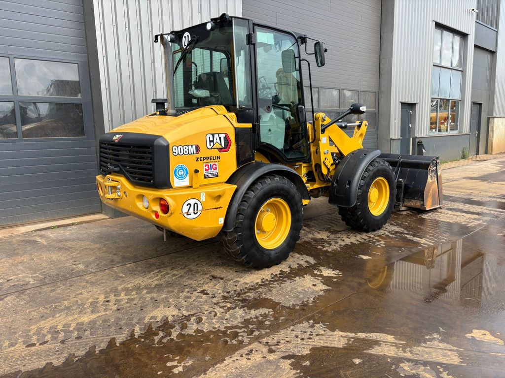 Caterpillar 908M