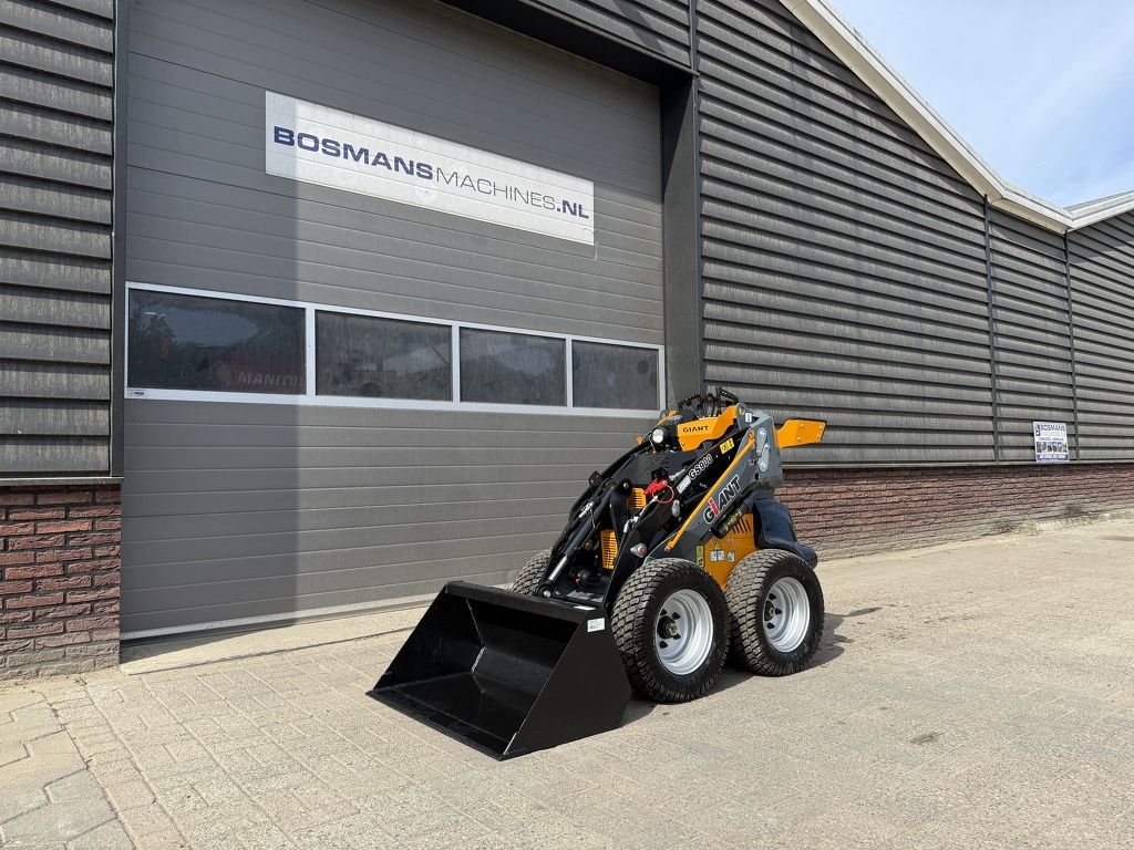 Giant GS900 SKID schranklader / minishovel NIEUW