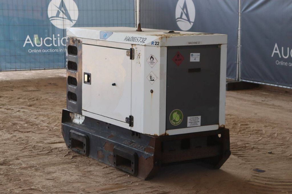 Generator SDMO R22C3 Diesel 22kVA 2011