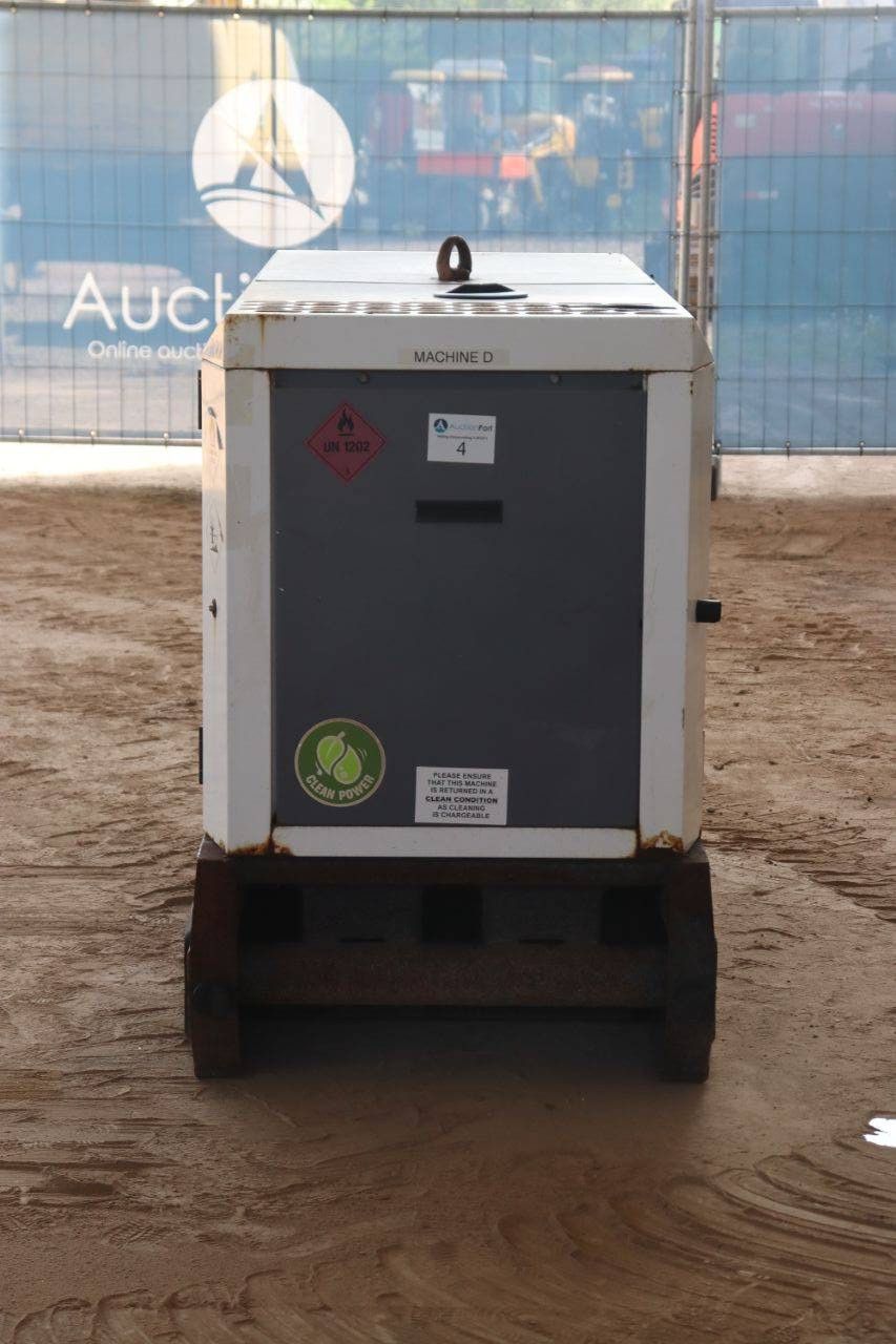 Generator SDMO R22C3 Diesel 22kVA 2011