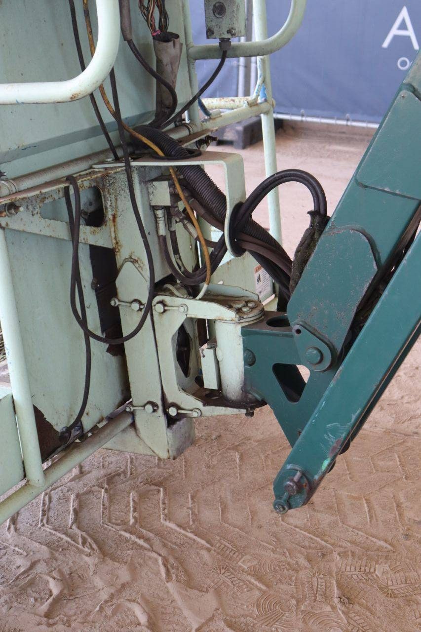 Genie Z-45/25 Diesel 15.94m Articulated Boom Lift 2005
