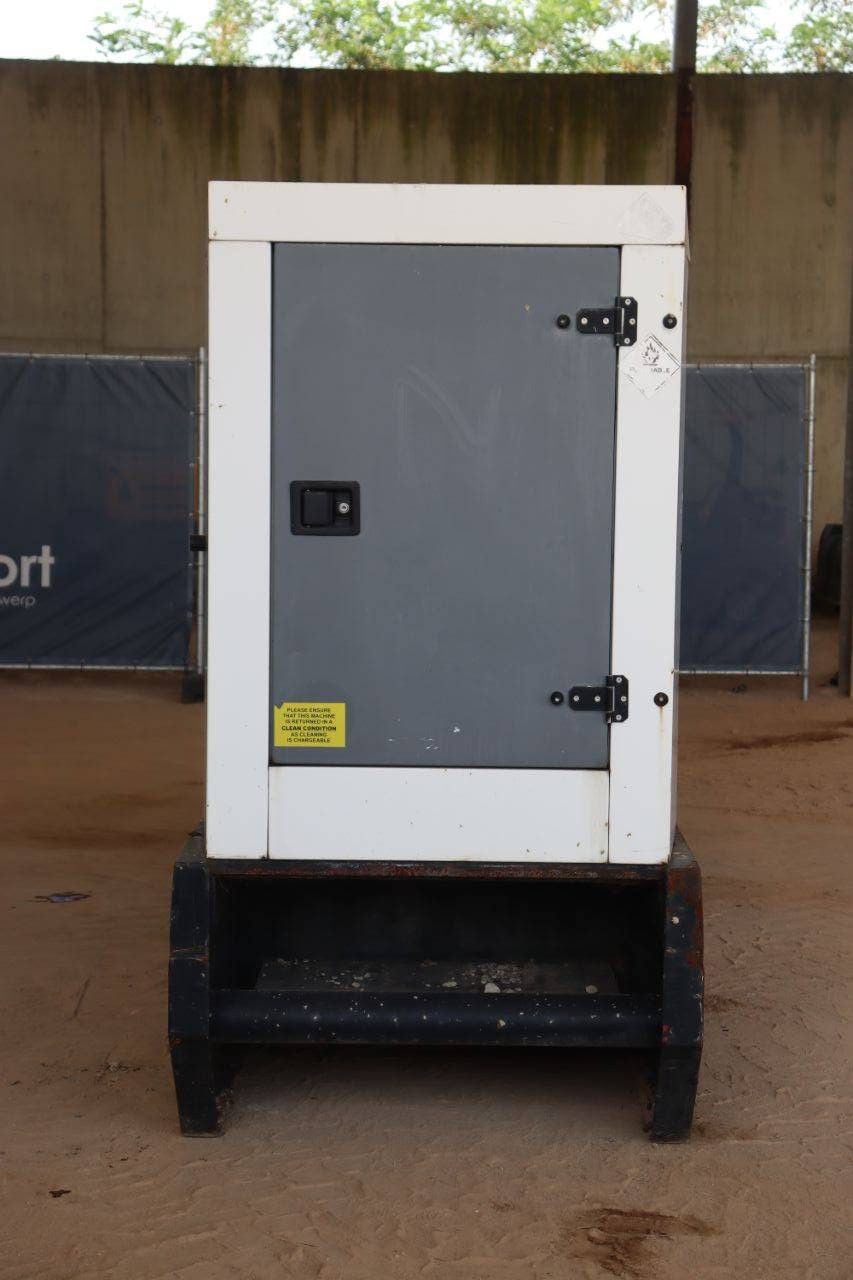 Generator SDMO R220C3 Diesel 220kVA 2011