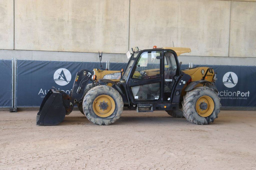 Telehandler Caterpillar TH337C Diesel 3300kg 7.3m 2015