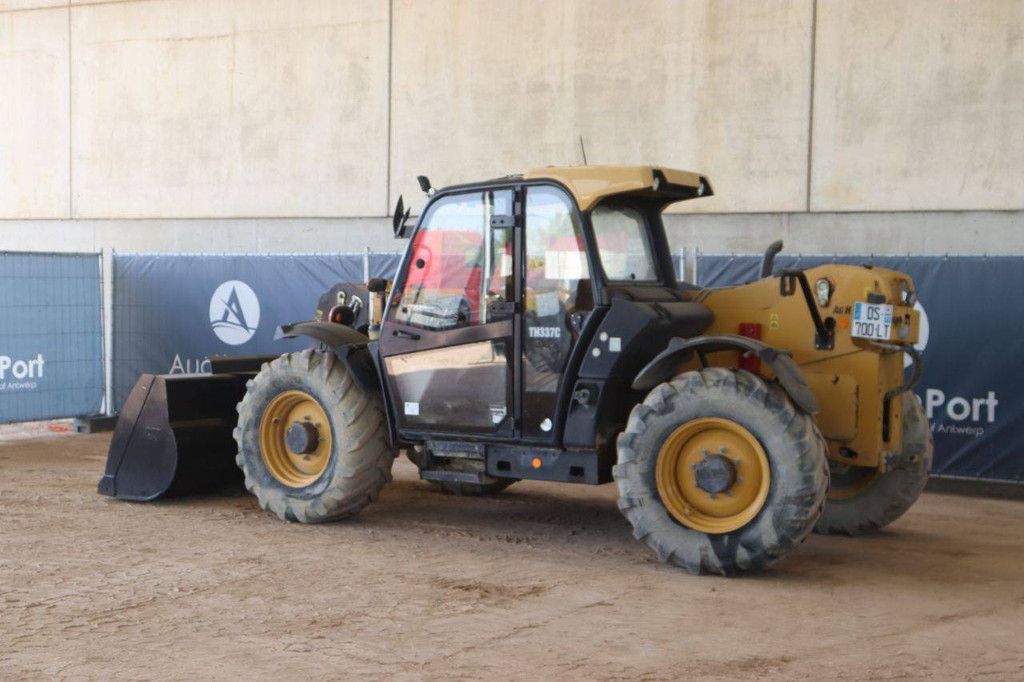 Telehandler Caterpillar TH337C Diesel 3300kg 7.3m 2015