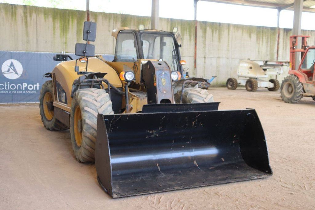 Telehandler Caterpillar TH337C Diesel 3300kg 7.3m 2015