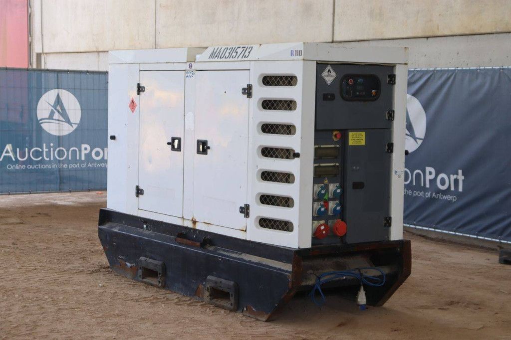 Generator SDMO R110 Diesel 110kVA 2013