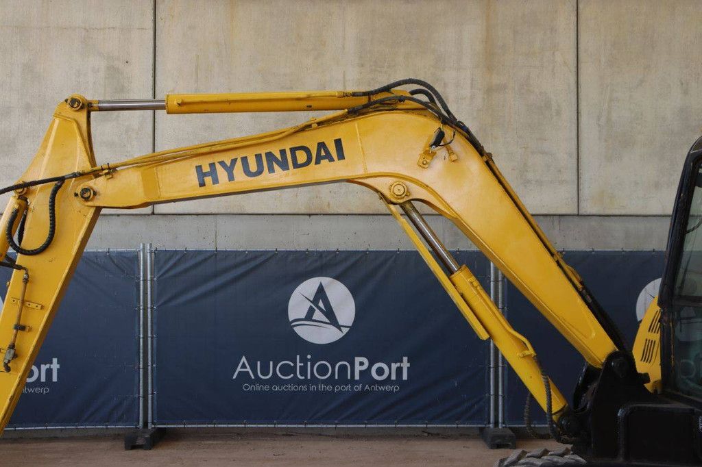 Rupsgraafmachine Hyundai R60-7 Diesel 40kW 2013