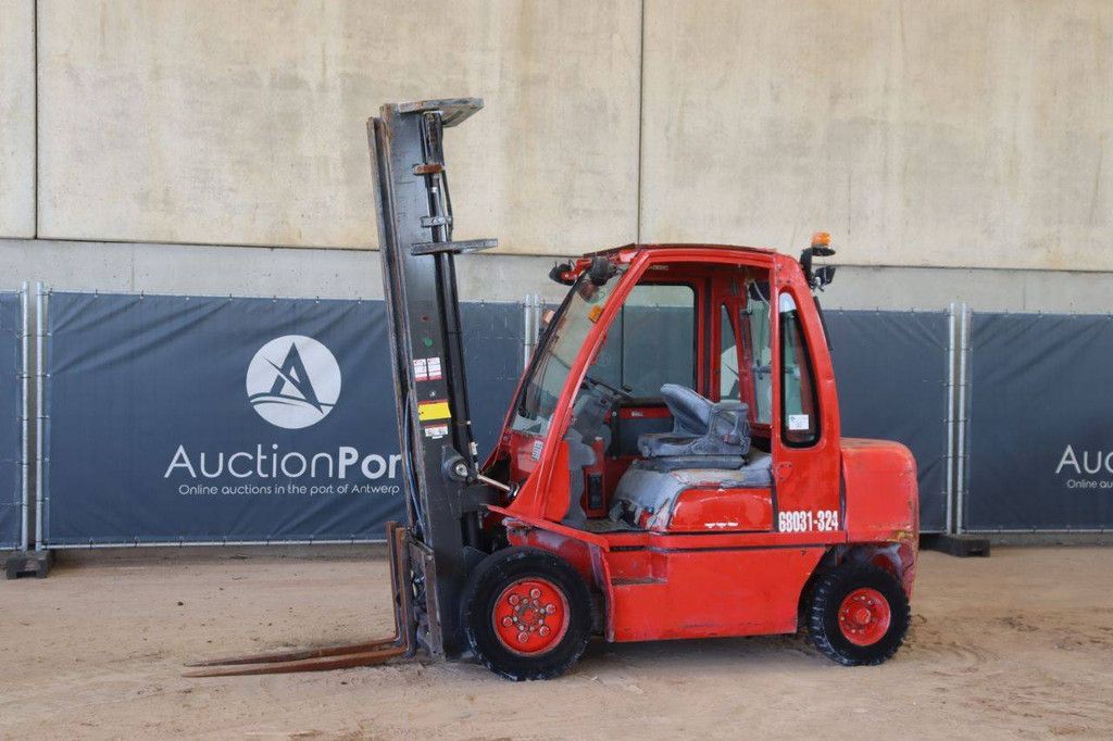 Forklift Nissan UG1D2A30LQ Diesel 3000kg 6m 2012