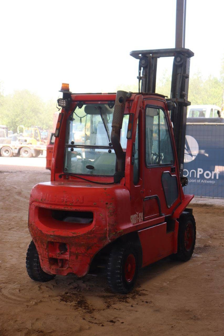 Forklift Nissan UG1D2A30LQ Diesel 3000kg 6m 2012