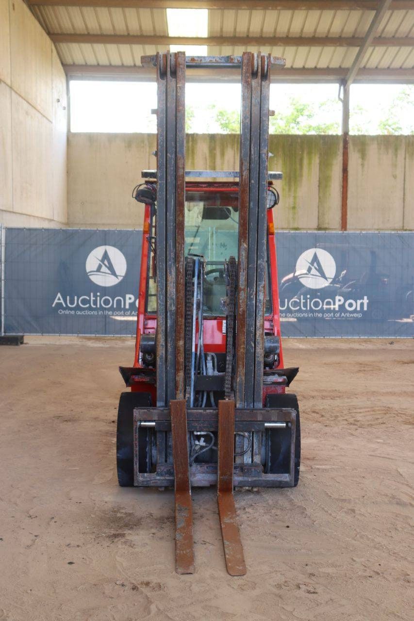 Forklift Nissan UG1D2A30LQ Diesel 3000kg 6m 2012