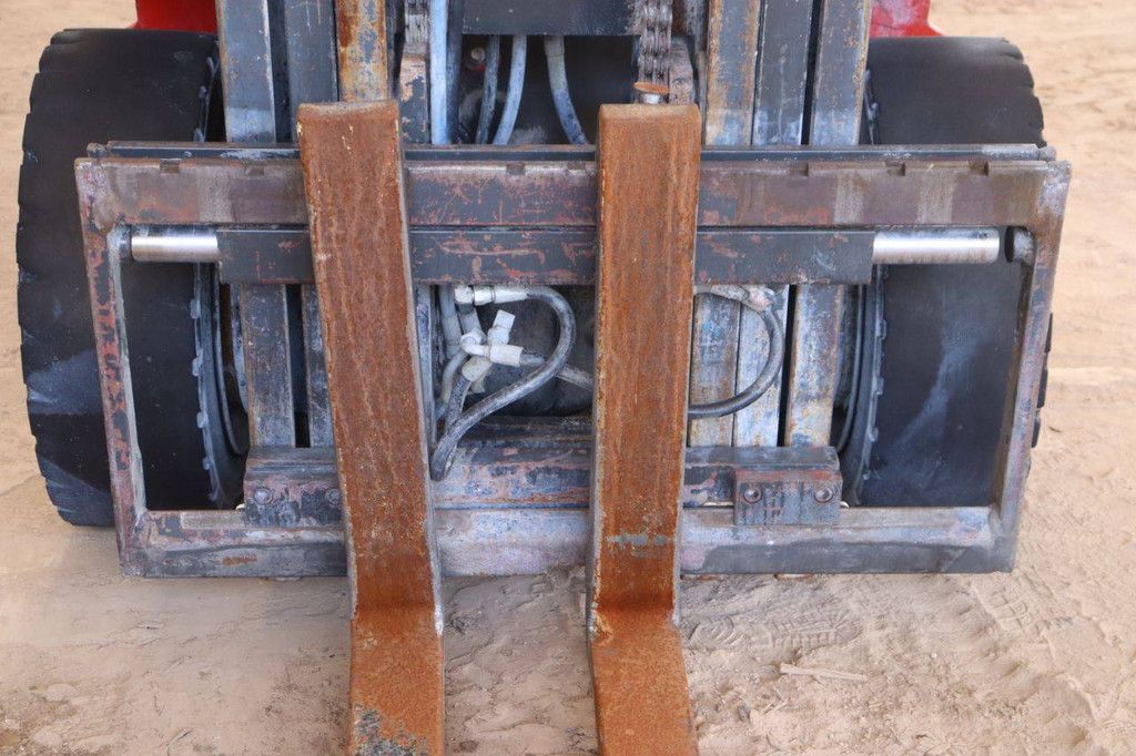 Forklift Nissan UG1D2A30LQ Diesel 3000kg 6m 2012