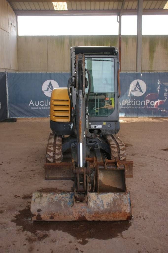 Rupsgraafmachine Volvo EC27C Diesel 2013