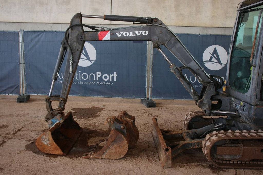 Rupsgraafmachine Volvo EC27C Diesel 2013
