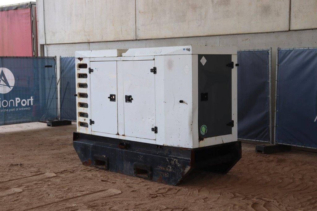 Generator SDMO R90 Diesel