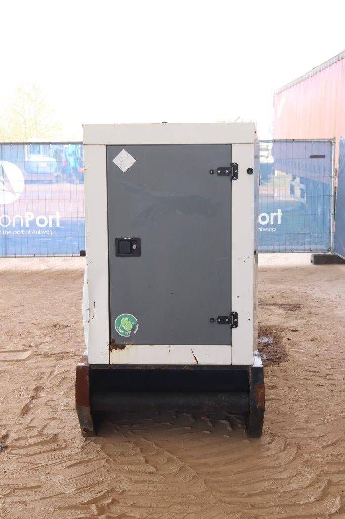 Generator SDMO R90 Diesel