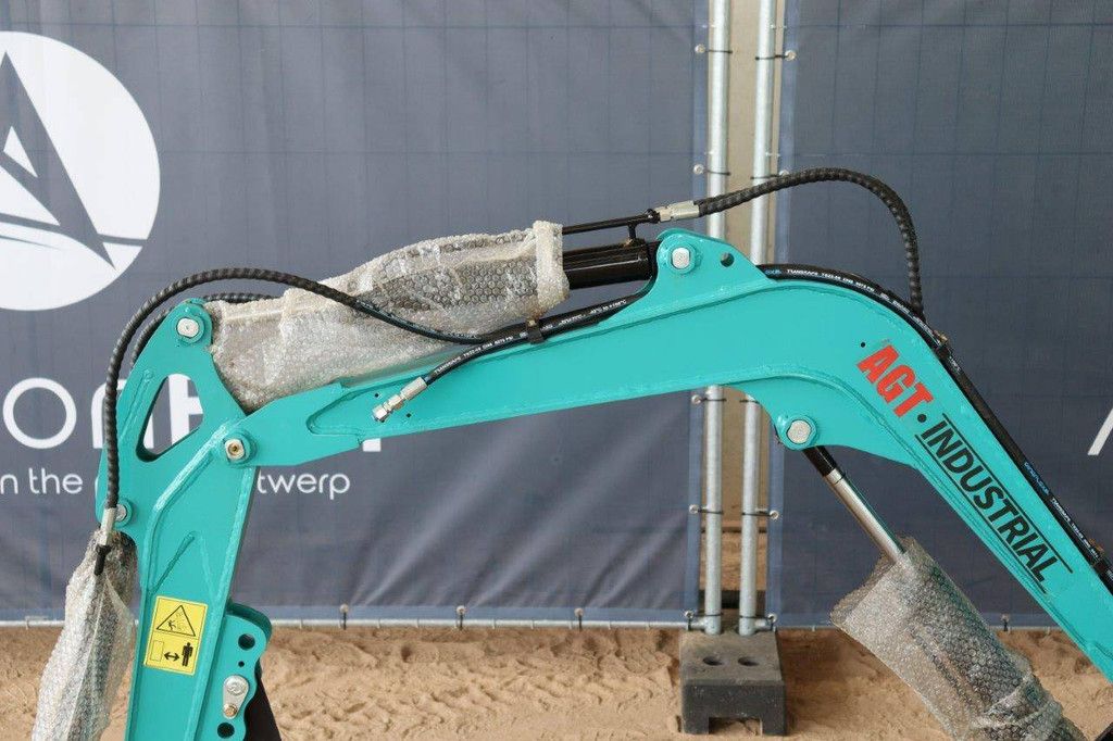Minigraver AGT Industrial QH13R Diesel Nieuw