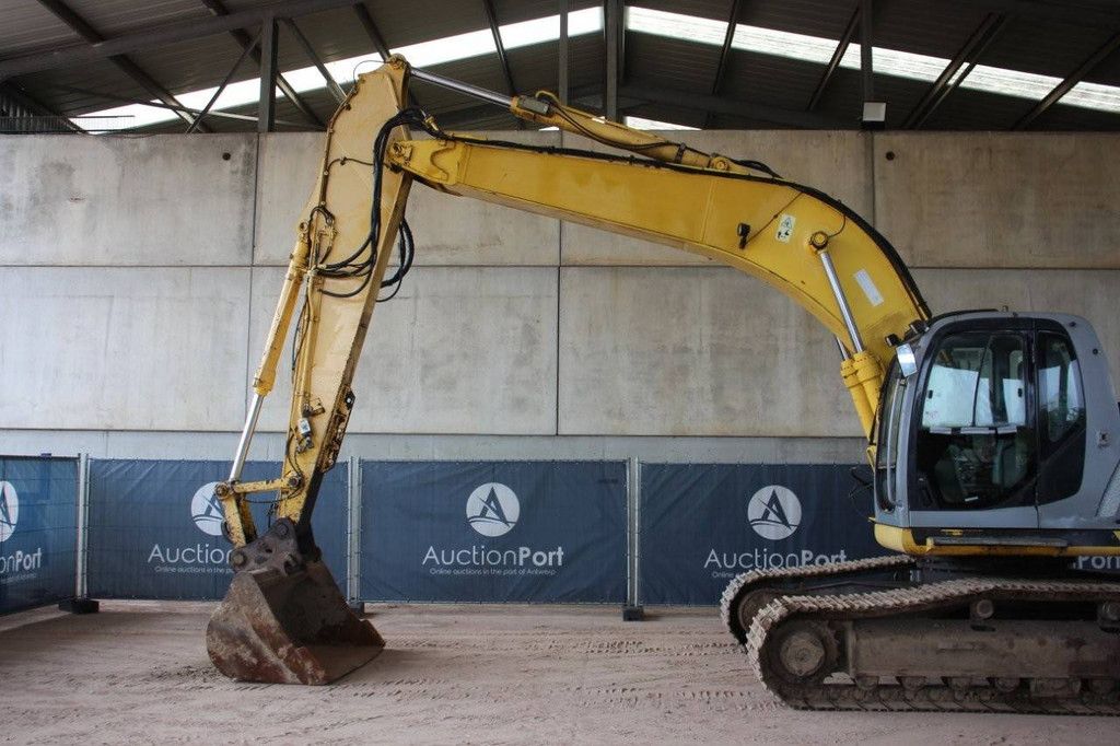 Rupsgraafmachine New Holland E265 Diesel 2007