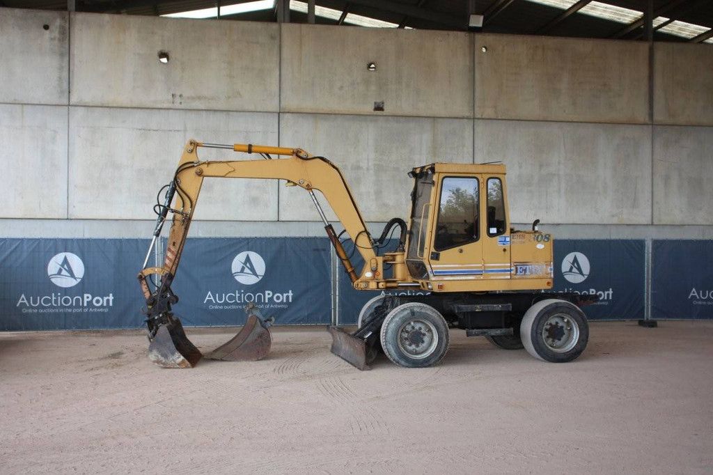 Wheeled excavator Etec EHS 308 Diesel 1994