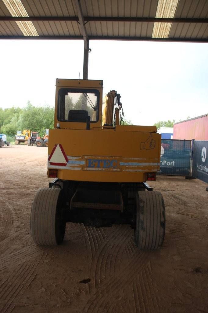 Wheeled excavator Etec EHS 308 Diesel 1994