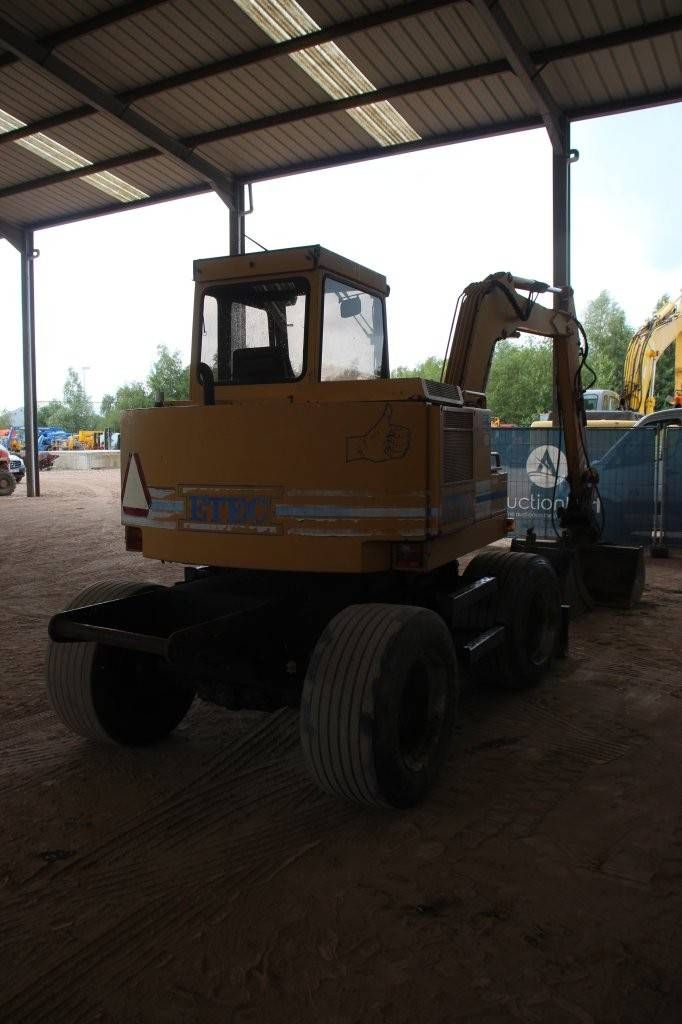 Wheeled excavator Etec EHS 308 Diesel 1994
