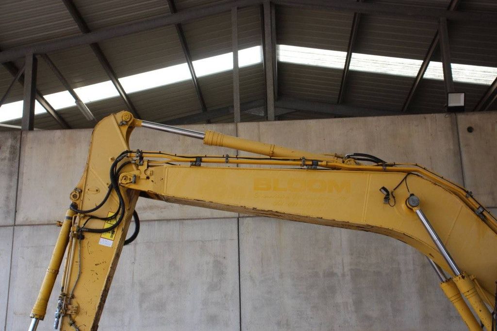 Crawler excavator Komatsu PC210LC-8 Diesel 2011