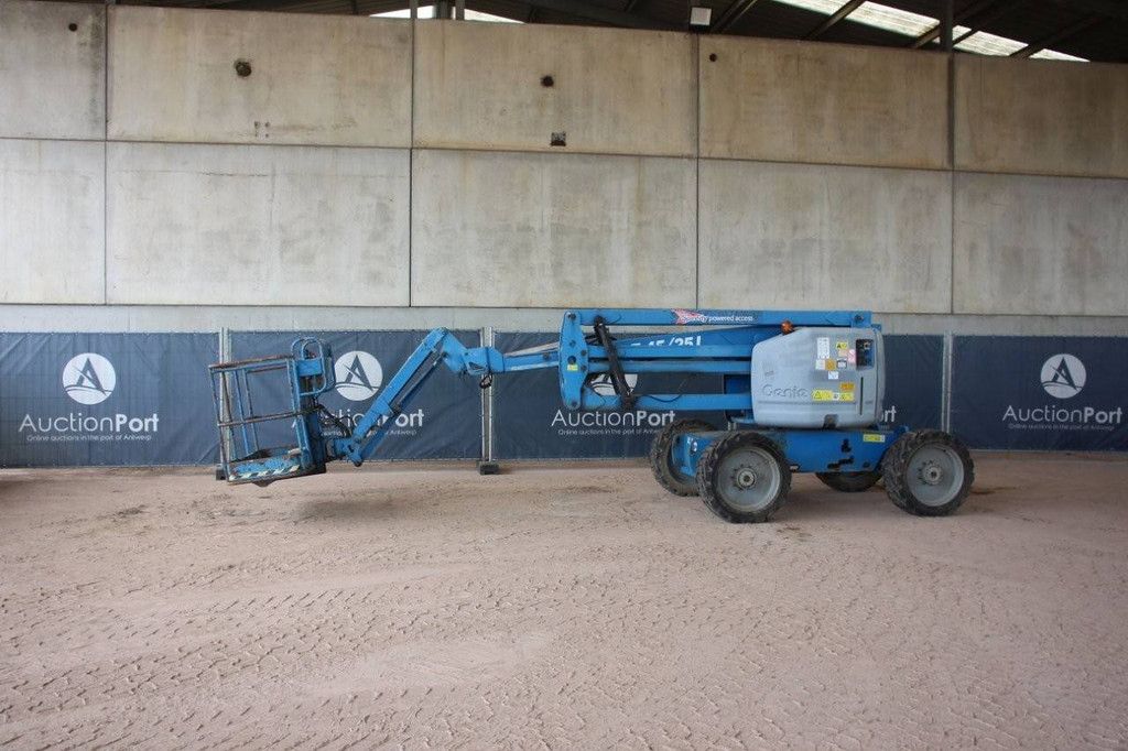 Articulating boom lift Genie Z-45/25J Diesel 15.86m 2004