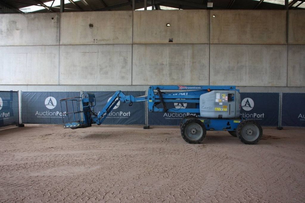 Articulating boom lift Genie Z-45/25J Diesel 15.86m 2004