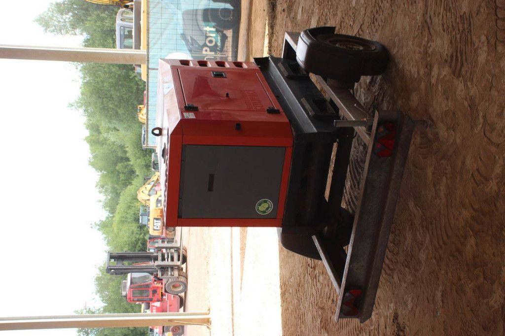 Trailer SDMO R22 2014