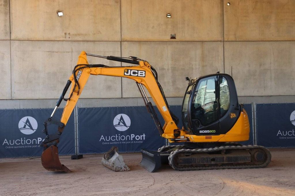 Rupsgraafmachine JCB 8085 Diesel 2013
