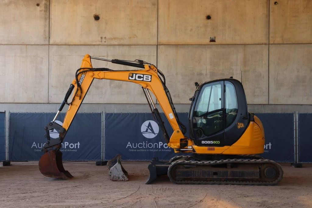 Rupsgraafmachine JCB 8085 Diesel 2013