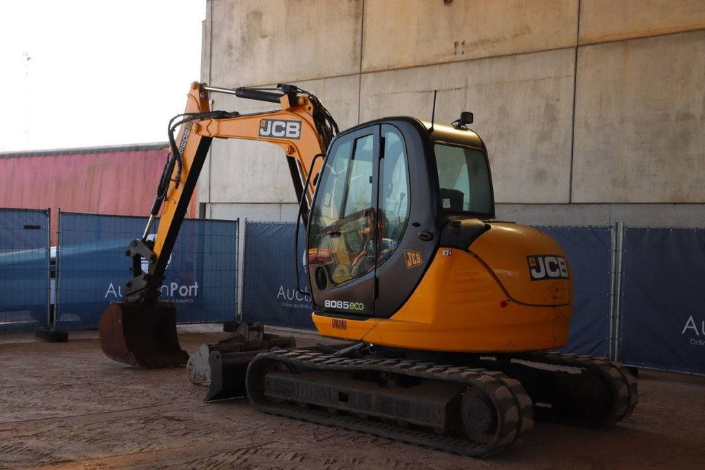 Rupsgraafmachine JCB 8085 Diesel 2013