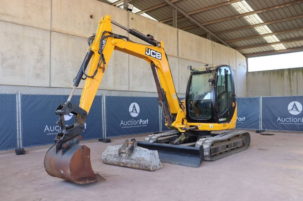 Rupsgraafmachine JCB 8085 Diesel 2013