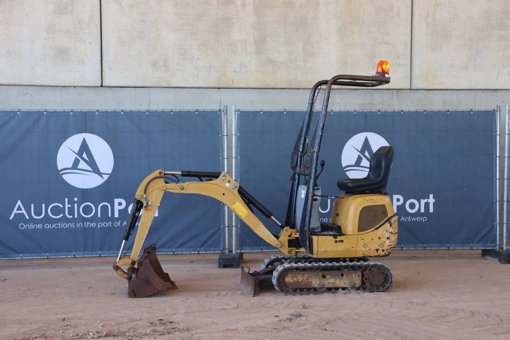 Minibagger Caterpillar 300.9D Diesel 2015