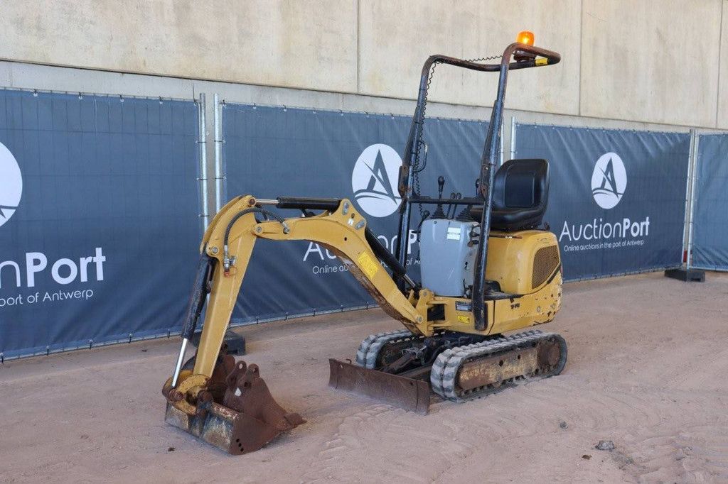 Minibagger Caterpillar 300.9D Diesel 2015