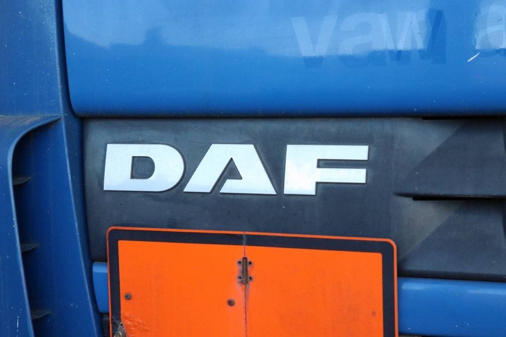 Hooklift system Truck DAF CF85.360 Diesel 2012