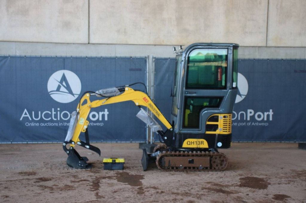 Minigraver AGT Industrial QH13R Benzine 2024 Nieuw