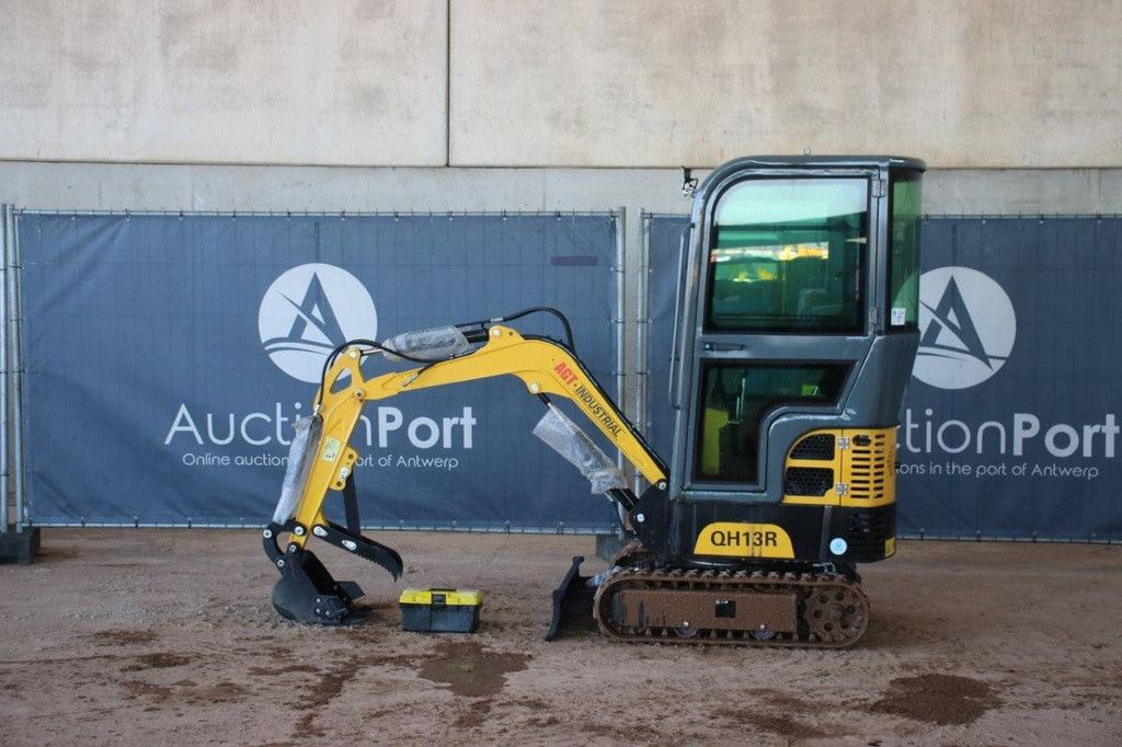Minigraver AGT Industrial QH13R Benzine 2024 Nieuw