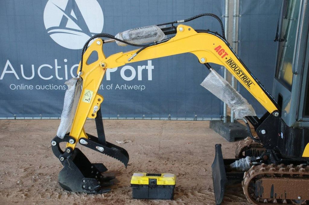 Minigraver AGT Industrial QH13R Benzine 2024 Nieuw