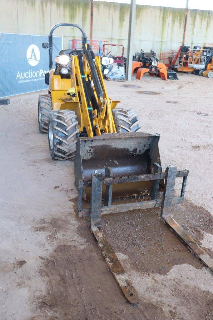Articulated loader WCM HQ180 Diesel 26hp 2020