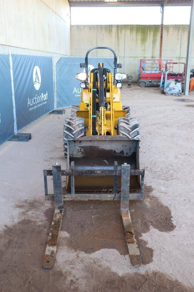 Articulated loader WCM HQ180 Diesel 26hp 2020