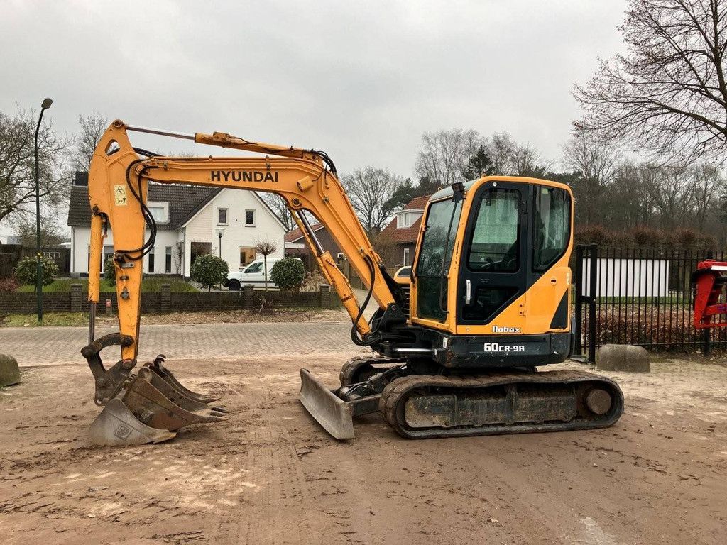 Raupenbagger Hyundai Robex 60CR-9A Diesel 2015